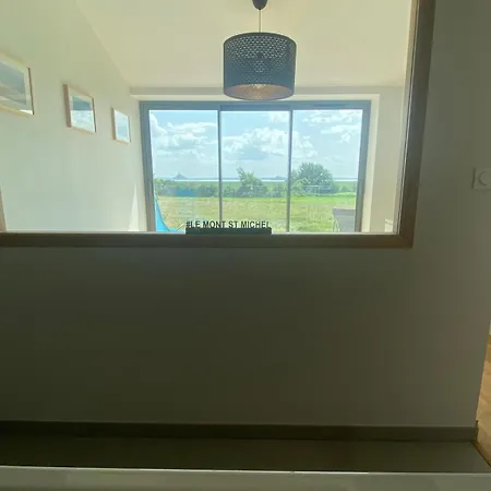 8 Personnes, Splendide Vue * Genêts