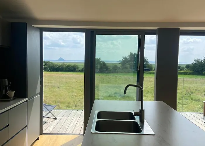 7 Personnes, Splendide Vue Daire Genêts